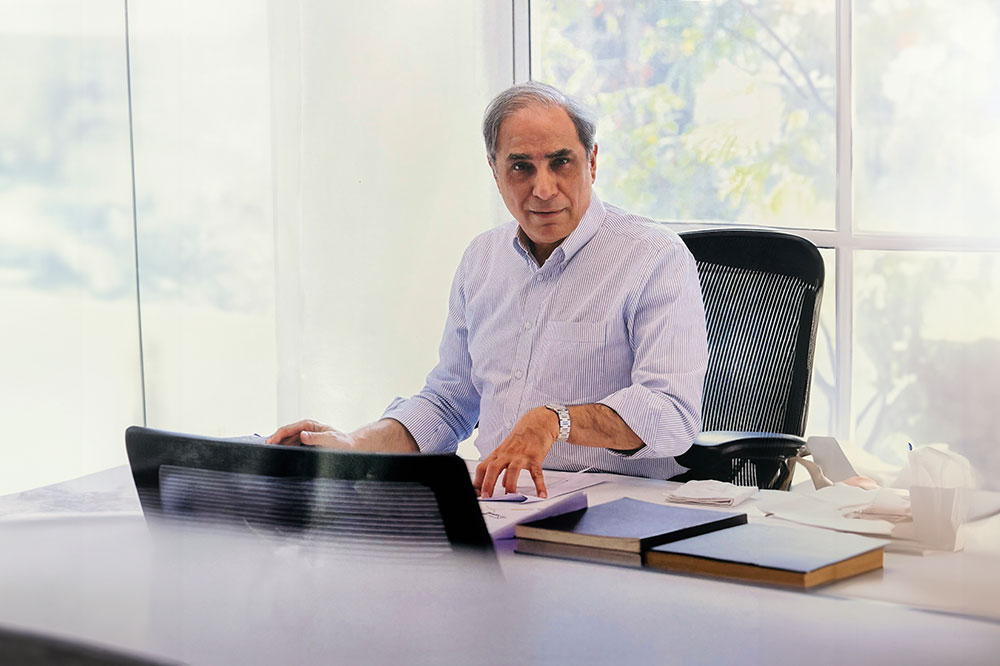 Hafeez Contractor